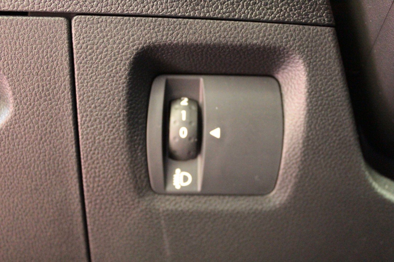 Fahrzeugabbildung Dacia Sandero TCe 100  ECO G Expression*Winterpaket*