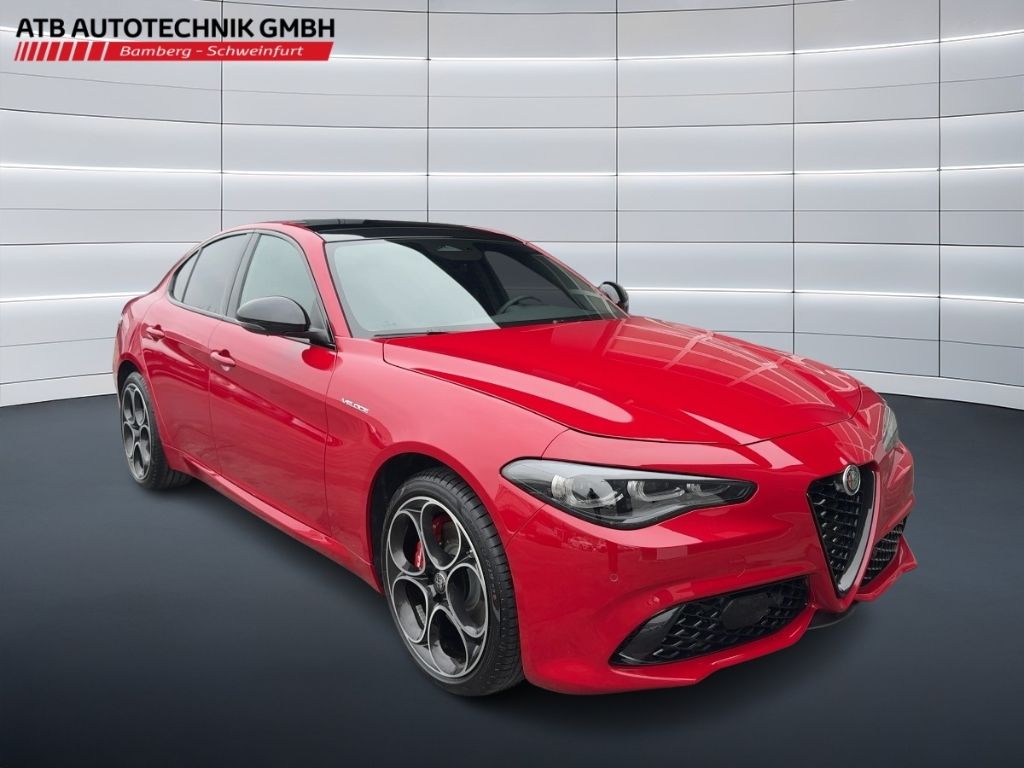 Fahrzeugabbildung Alfa Romeo Giulia Veloce Q4, Leder, Schiebedach, PDC, Rückf