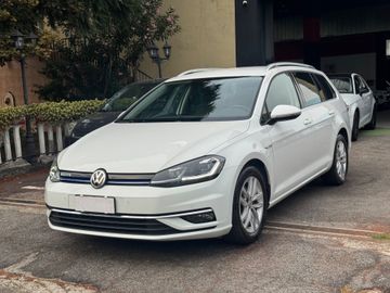 Volkswagen Golf - 10