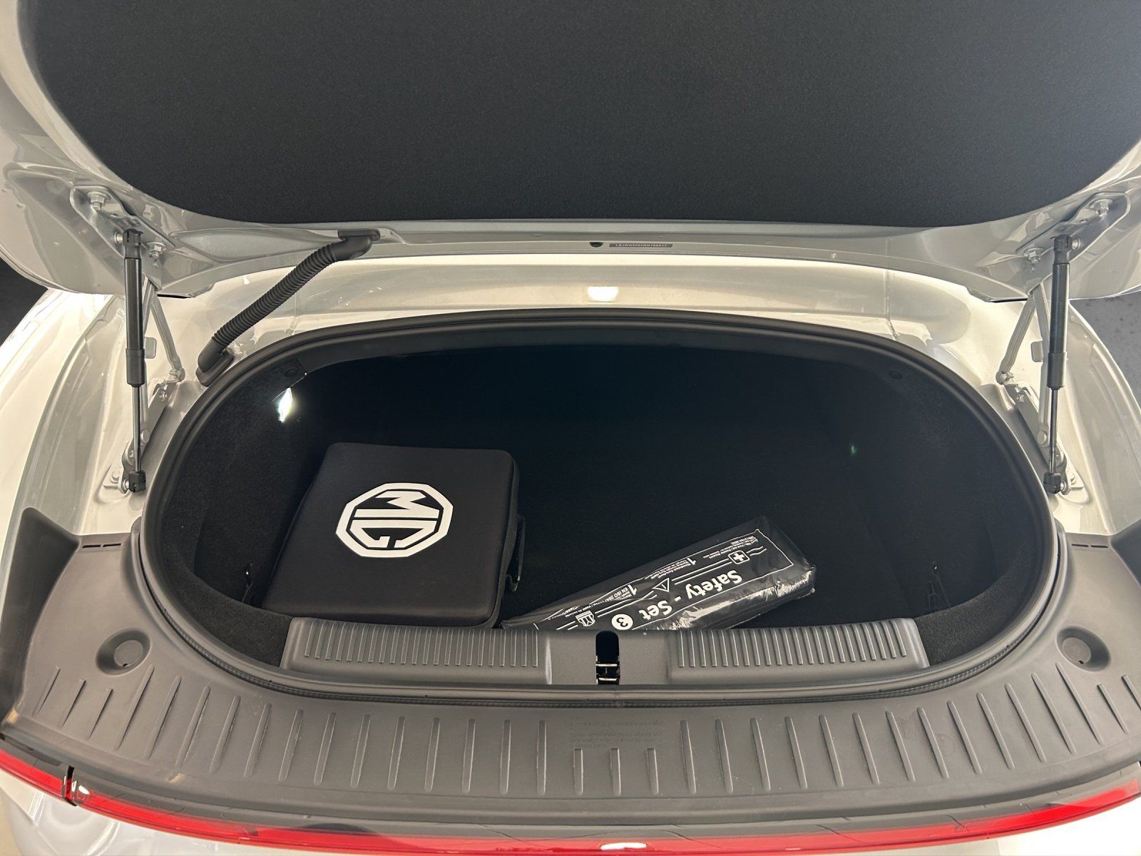 Fahrzeugabbildung MG MG Cyberster