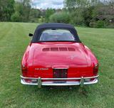 Volkswagen Karmann Ghia - rote Volkswagen Karmann Ghia