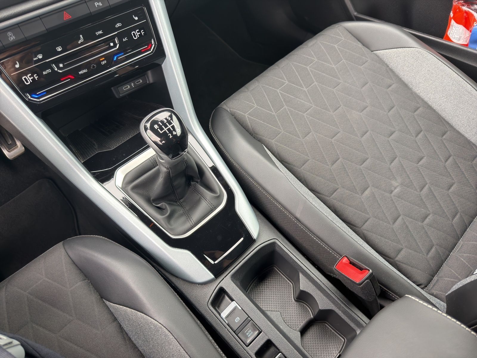 Volkswagen T-Roc - Bild 12