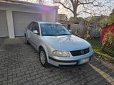Volkswagen VW Passat B5 1.8 Benzin TÜV 2027 fahrbereit - Volkswagen Passat Variant aus 2000