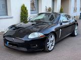 Jaguar XKR Coupe V8 Supercharged 4.2 416HP - Jaguar XKR: Supercharged