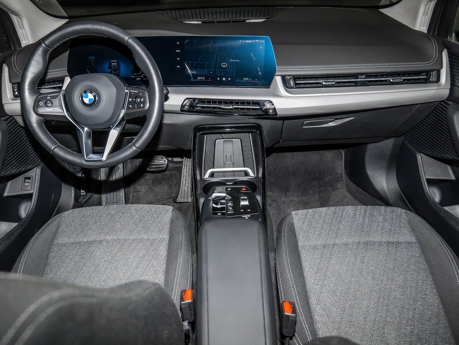 BMW 220 Active Tourer - Bild 3