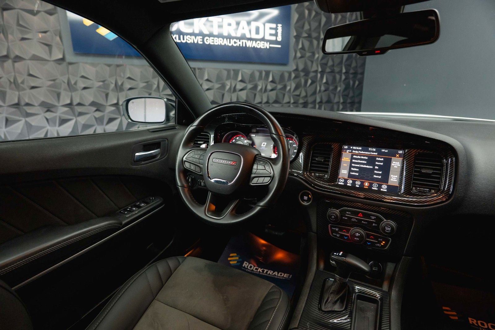 Fahrzeugabbildung Dodge Charger 3.6 4x4 SRT Styling *Kamera*LED*20 Zoll*