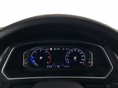 VW Tiguan Allspace 2.0 TDI R-Line|360°CAM|AHK|Pano|