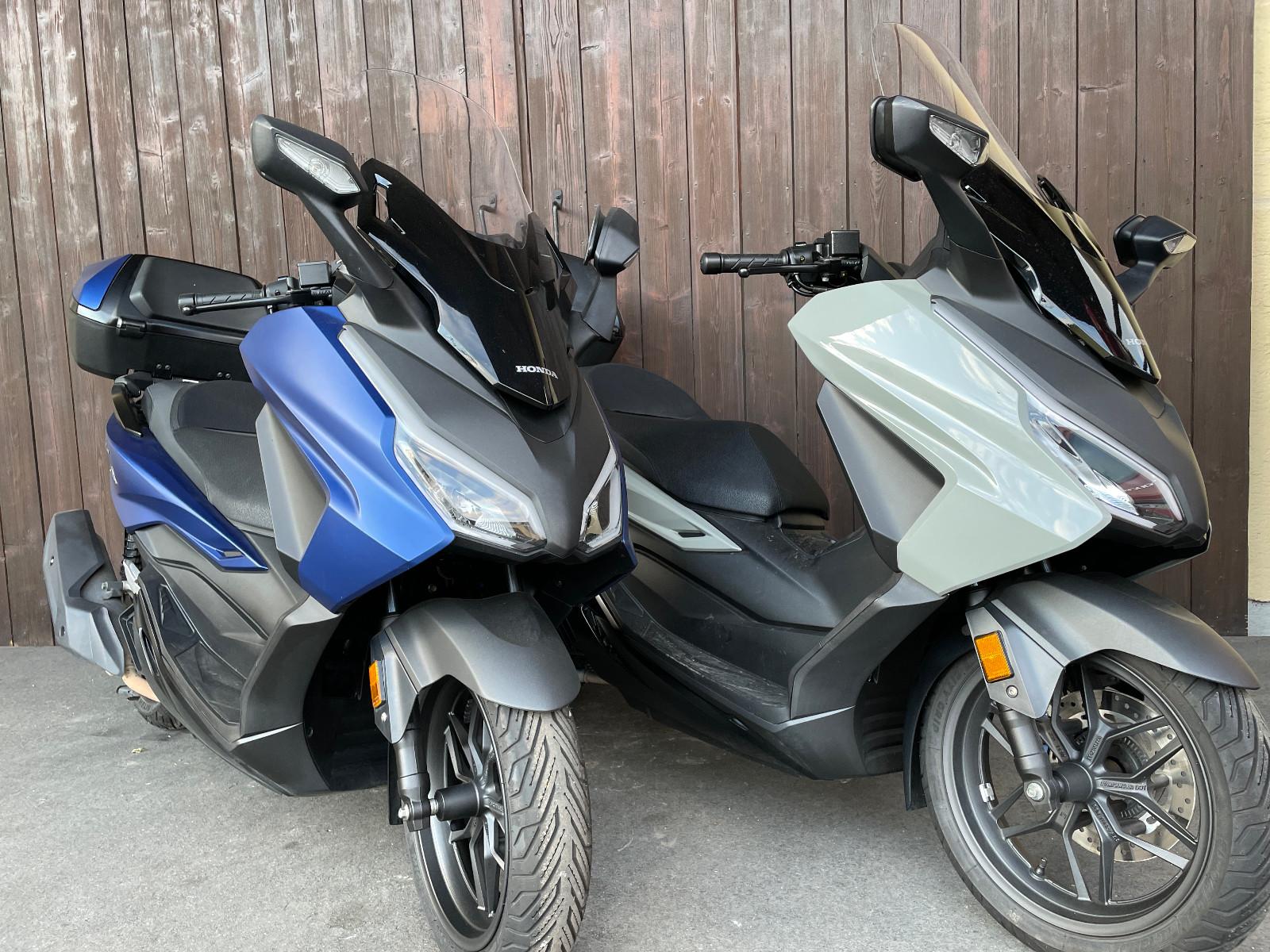 Honda NSS 125 Forza  - Blau oder Grau ?