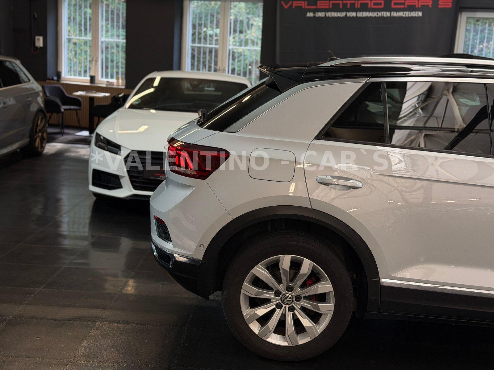 Volkswagen T-Roc Sport 4M/Standh/Pano/AHK/Virtu/Assis/Beats