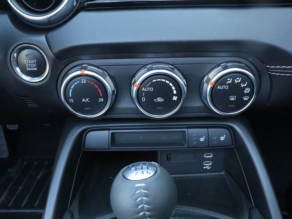 Fahrzeugabbildung Mazda MX-5 2024 Exclusive-Line G-184 *Aktionspreis* NA