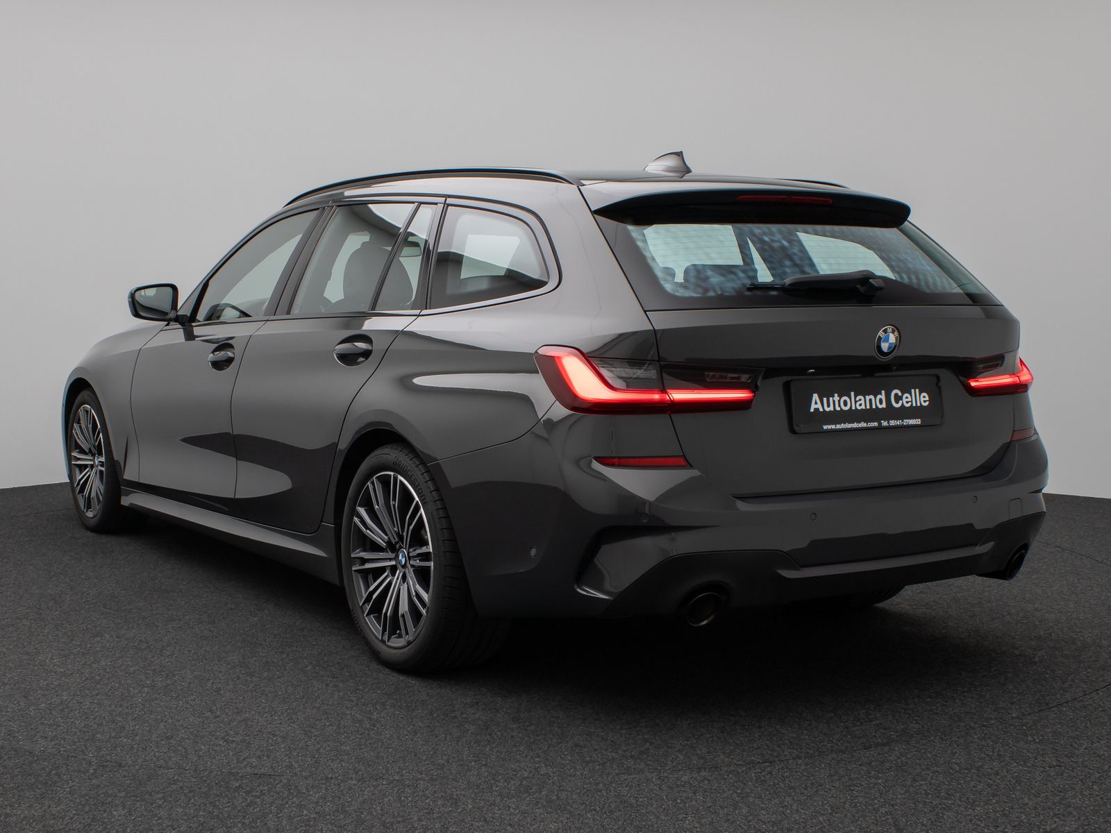 Fahrzeugabbildung BMW 330d xD M Sport Laser Kamera HUD HiFi Komfort