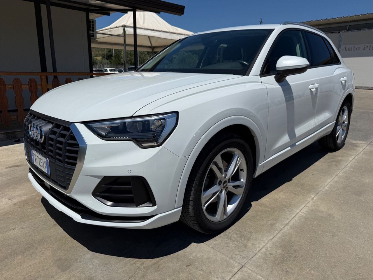 Audi Q3 35 TDI S tronic Business Advanced imagem 3