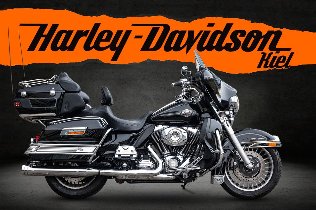 Harley-Davidson FLHTCU Ultra Classic Electra Glide JEKILL & HYDE