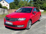 Skoda Rapid 1.4 TSI DSG Joy Spaceback Joy - Skoda Rapid Joy mit Benzin-Antrieb