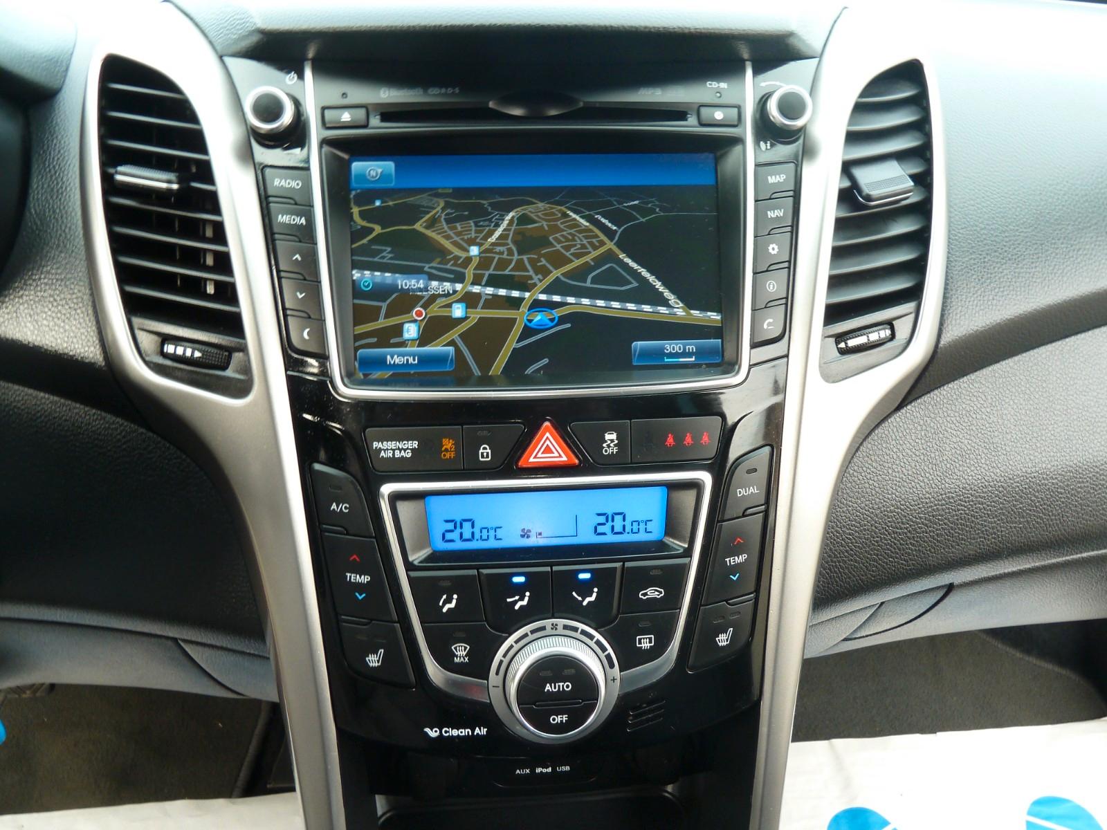 Hyundai i30 2013 — фото 10