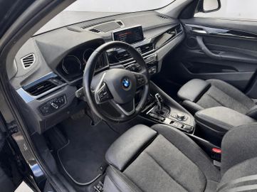 BMW X1 - 11