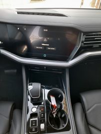 Volkswagen Touareg - 8