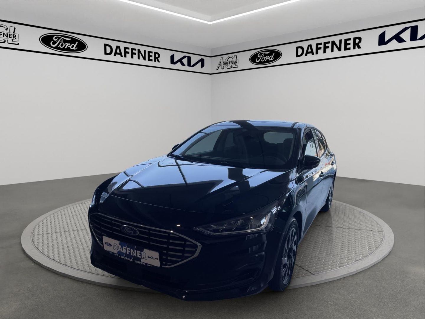 Fahrzeugabbildung Ford Focus Titanium X 1.0 EcoBoost Mild-Hybrid EU6e