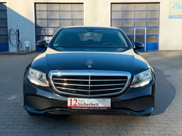 Mercedes E 200 - 4
