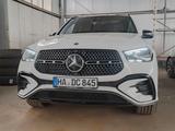 Mercedes-Benz GLE 450 4M AMG-Sport/360/Pano/Burm/AHK/Distr/20' - Mercedes-Benz GLE 450 mit Benzin-Antrieb: Geländewagen