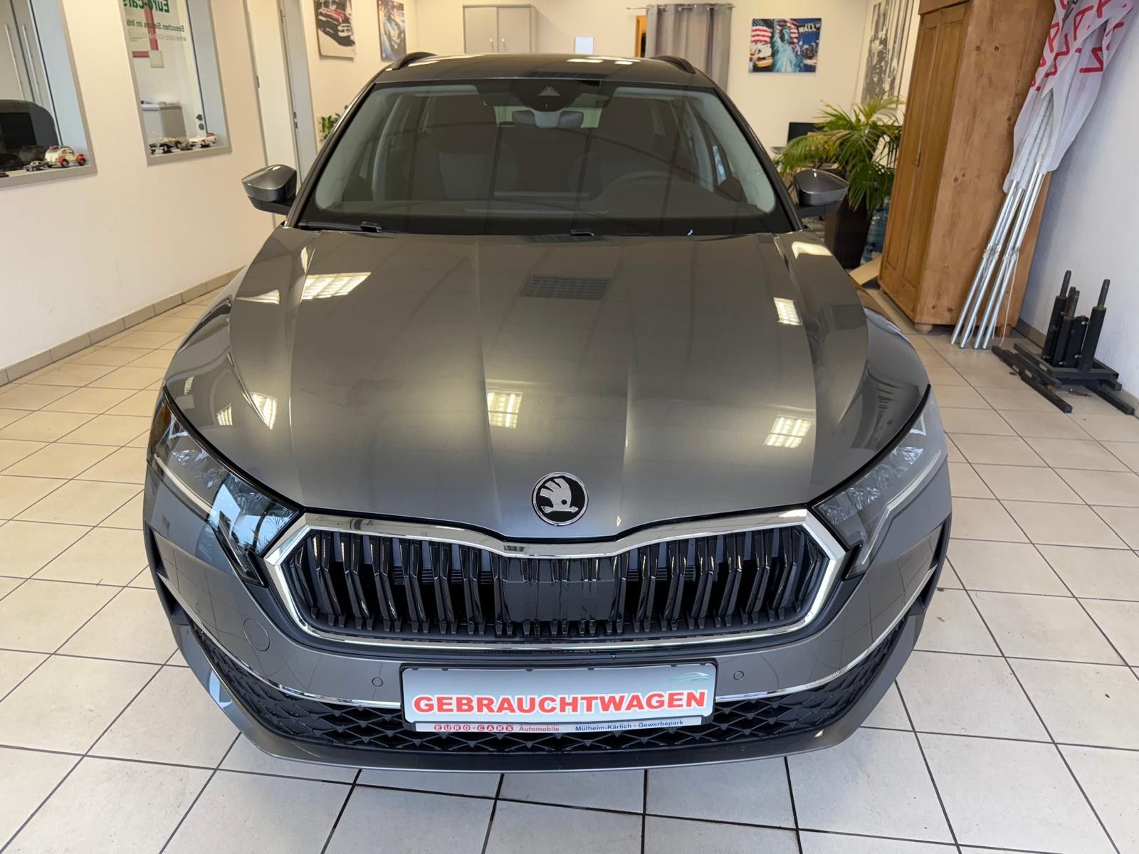 Fahrzeugabbildung SKODA Octavia Combi 2.0 TDI 110 kW Selection / AHK/LED