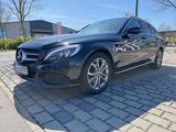 Mercedes-Benz Mercedes C 220d T-Modell 2018 - Mercedes-Benz 220 mit Diesel-Antrieb: Kombi, Automatik