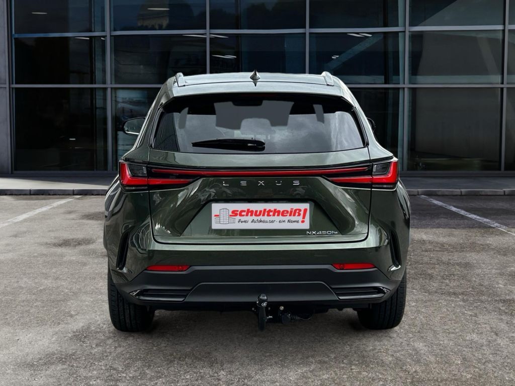 Fahrzeugabbildung Lexus NX 450h+ E-FOUR Executive Line