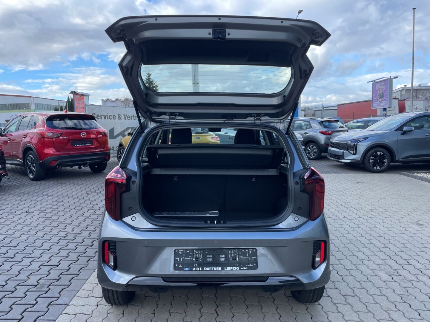 Fahrzeugabbildung Kia Picanto Vision 1.0 DAB Navi Kamera PDC