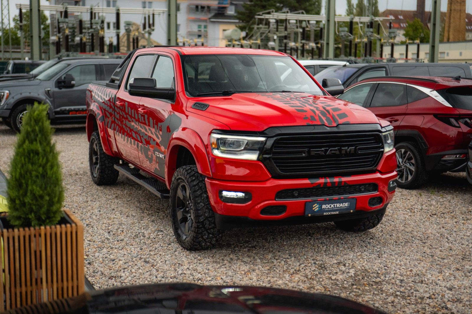 Fahrzeugabbildung Dodge RAM 5.7 V8 HEMI 4x4 OFFROAD LONGBED AXLE LOCK