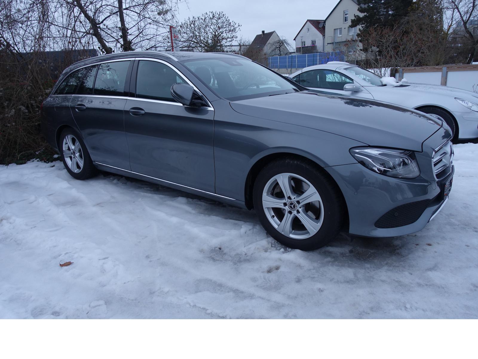 Mercedes-Benz E 220 d 4Matic (Design- und Ausstattungslinie Av