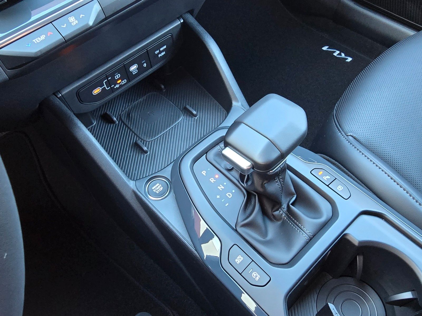 Fahrzeugabbildung Kia K4 Sportswagon 1.6T  DCT Spirit  DriveWise Sound