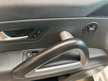 Volkswagen Scirocco *PANORAMA*NAVI*PDC*KLIMA*2-ZONEN*