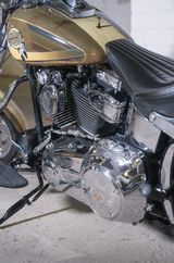 Harley-Davidson FXSTC Softail Custom Chopper - HARLEY-DAVIDSON SOFTAIL FXST