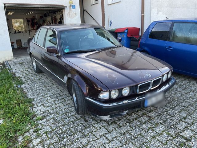 BMW E32 740i LPG FESTPREIS! 4200.-