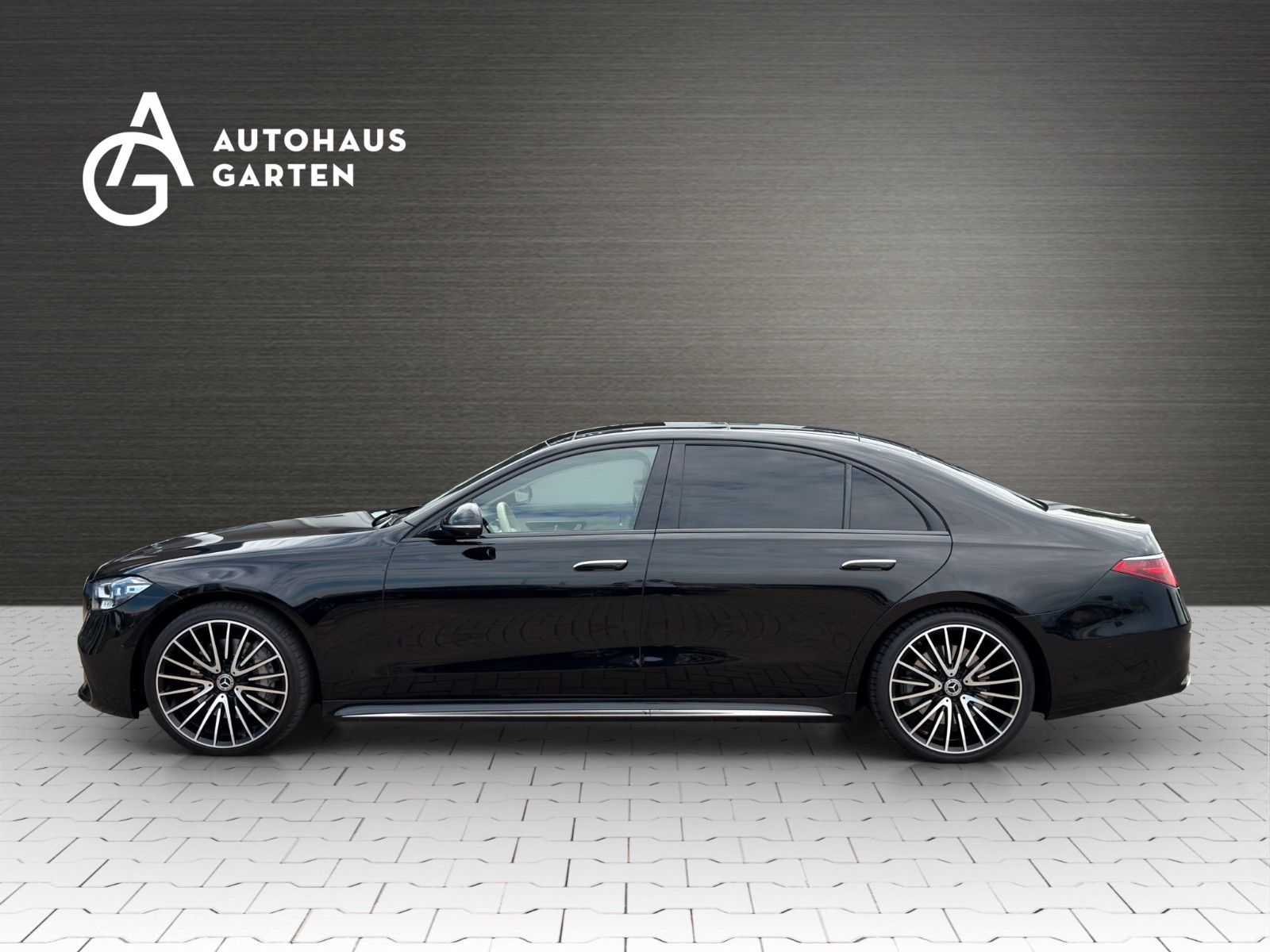 Mercedes-Benz S 580 4Matic Lang AMG Night Chauffeur TV-Fond imagem 2