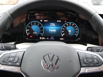 Volkswagen Golf VIII Variant 1.5 TSI Move KLIMA LED ALU