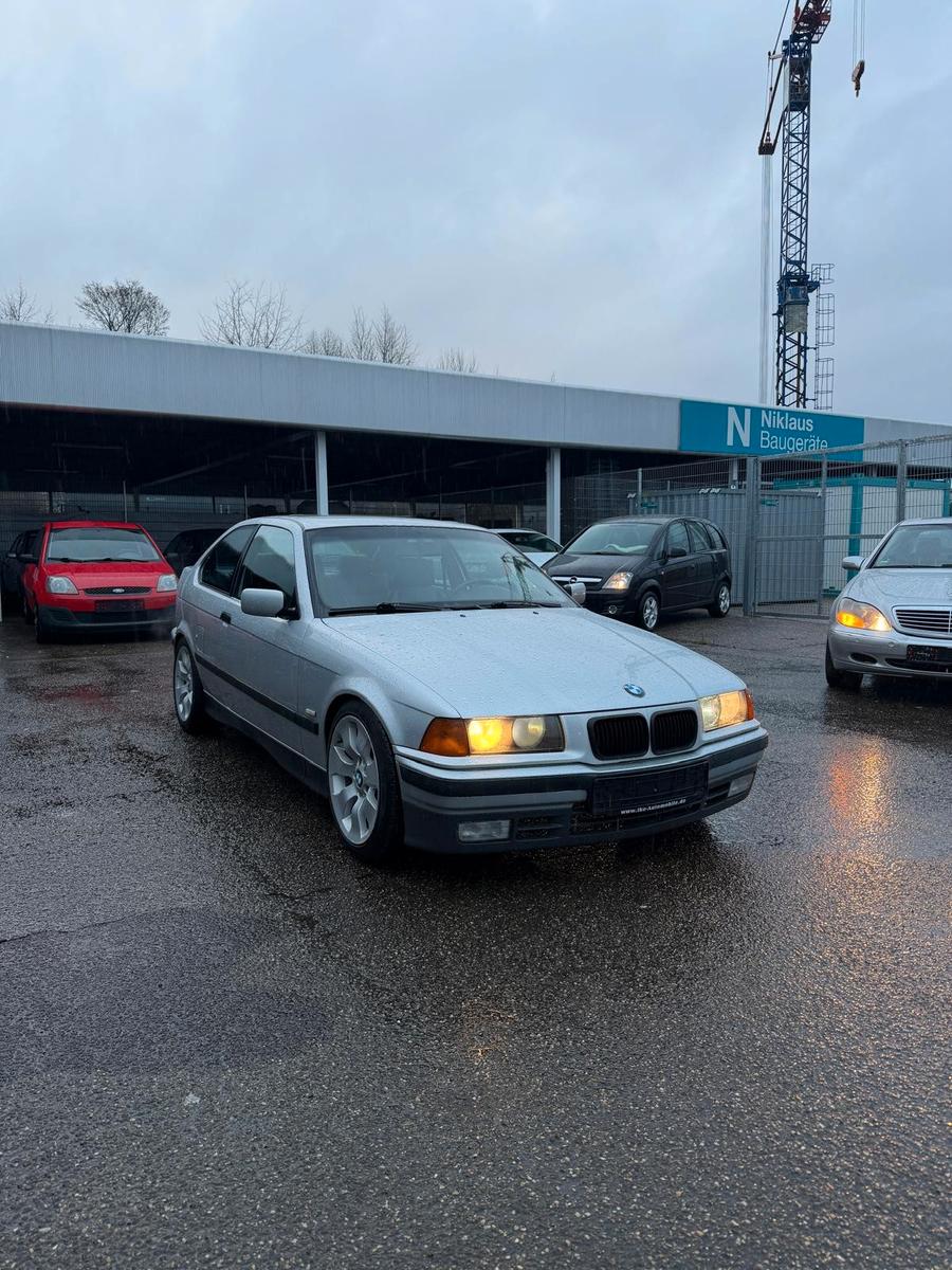 BMW 316i Compact Sport Edition