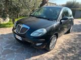 Lancia Ypsilon 1.3 Multijet 16V Argento - Lancia Ypsilon Argento mit Diesel-Antrieb