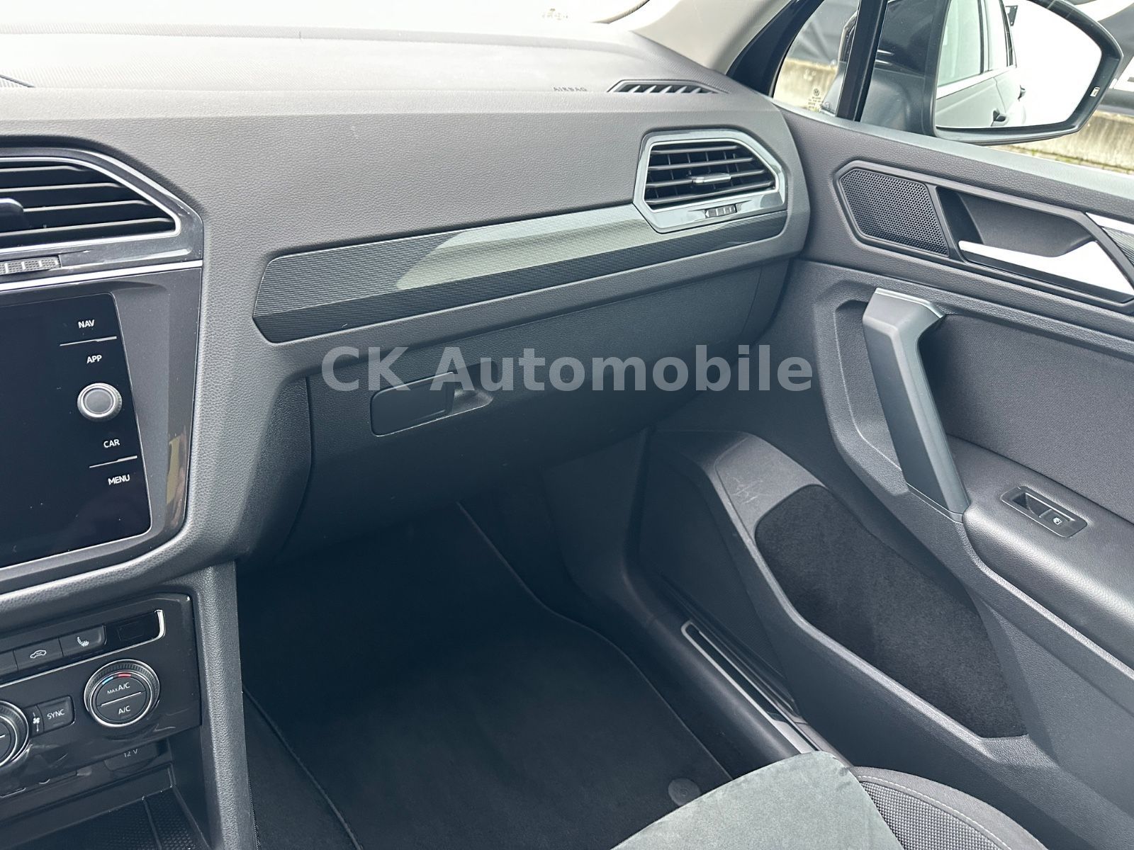 Fahrzeugabbildung Volkswagen Tiguan 2.0TDI Highline BMT 4Motion/DSG/Navi/LED