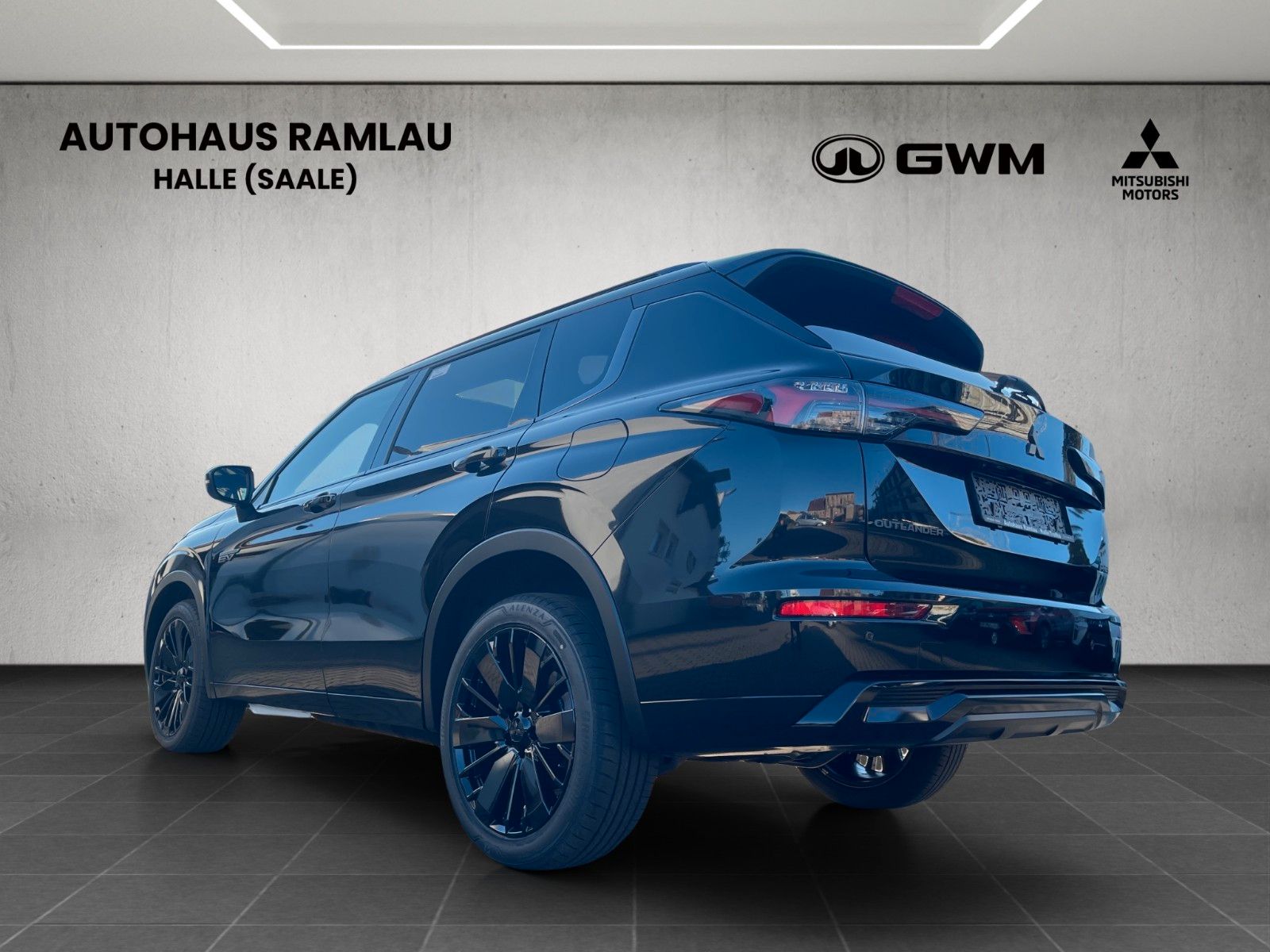 Mitsubishi Outlander Diamant TOP Black 2,4l PHEV Luxury-P. imagem 3