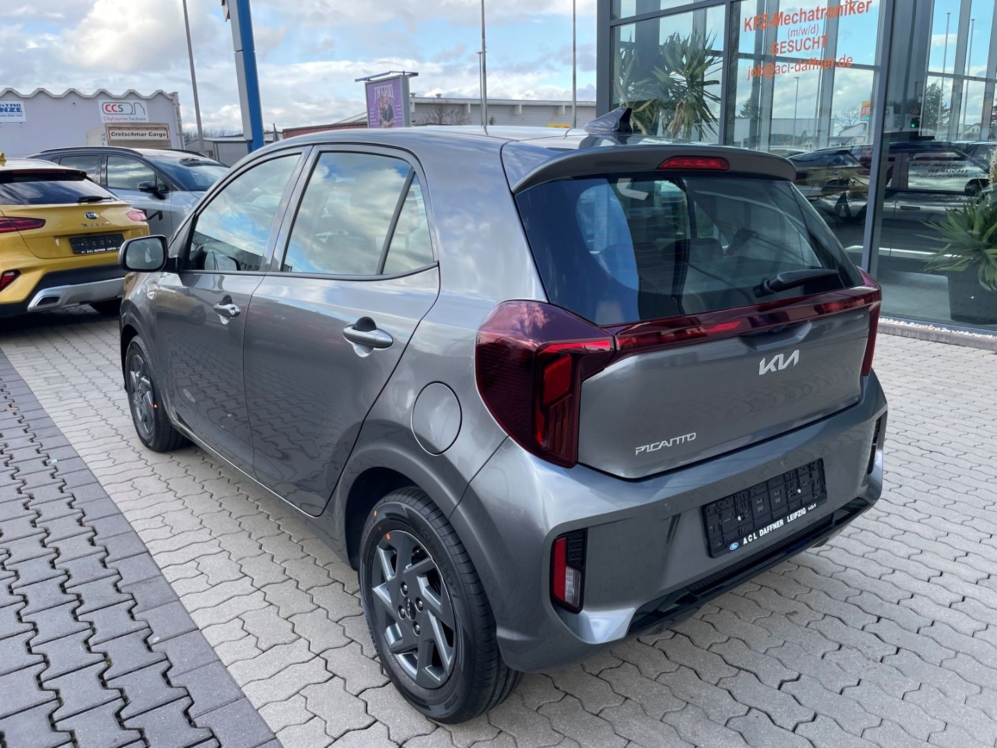 Fahrzeugabbildung Kia Picanto Vision 1.0 DAB Navi Kamera PDC