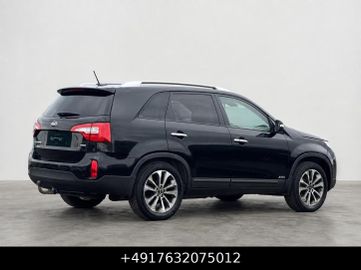 KIA Sorento - 9