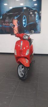 Piaggio Vespa 125 LX BASE - MOFA VON 1 BIS 50 CCM