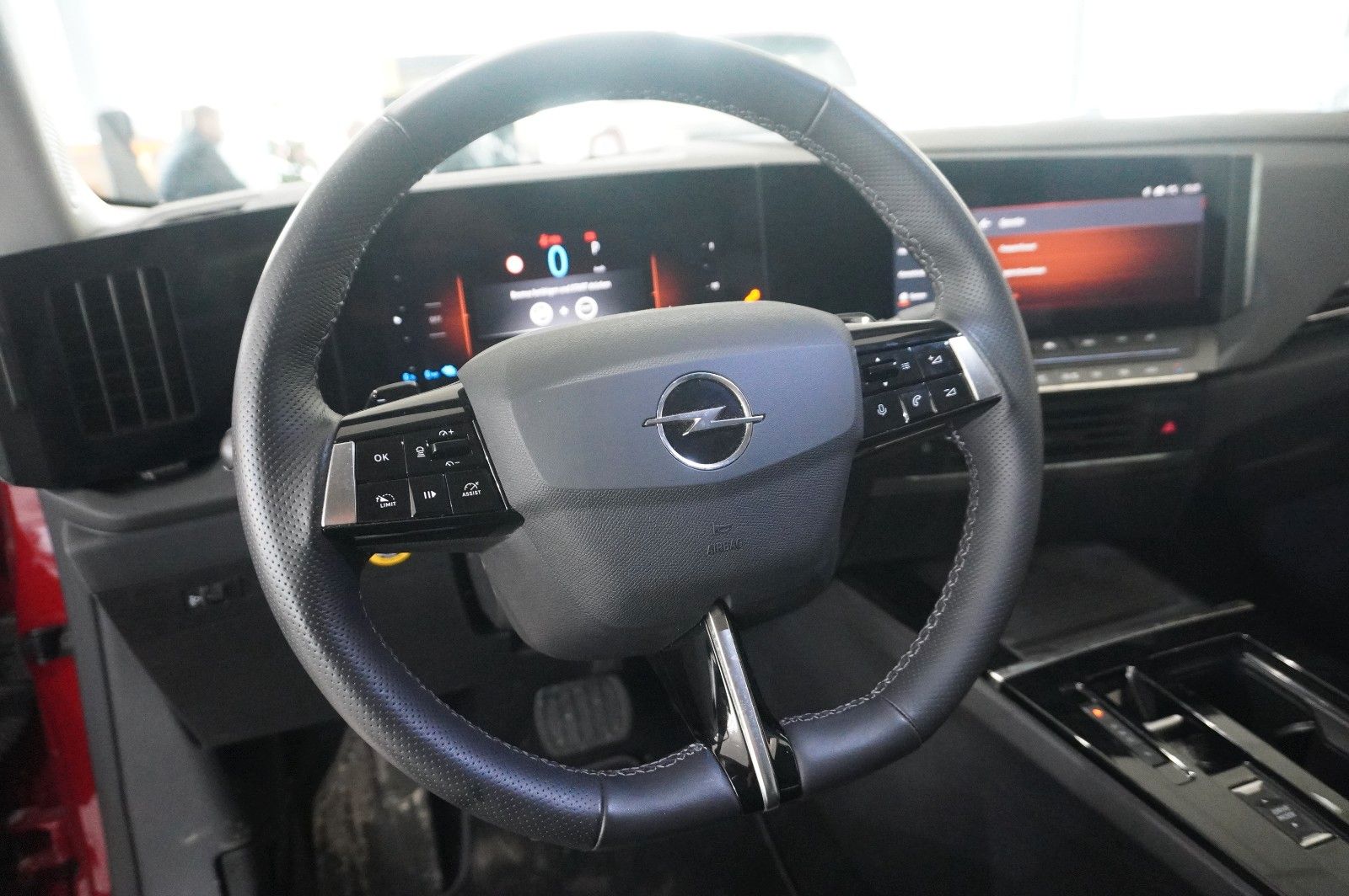 Fahrzeugabbildung Opel Astra L Lim. 1.6 HYBRID ELEGANCE NAVI/LED/KAMERA