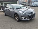 Hyundai i40 cw Style - Hyundai aus 2014