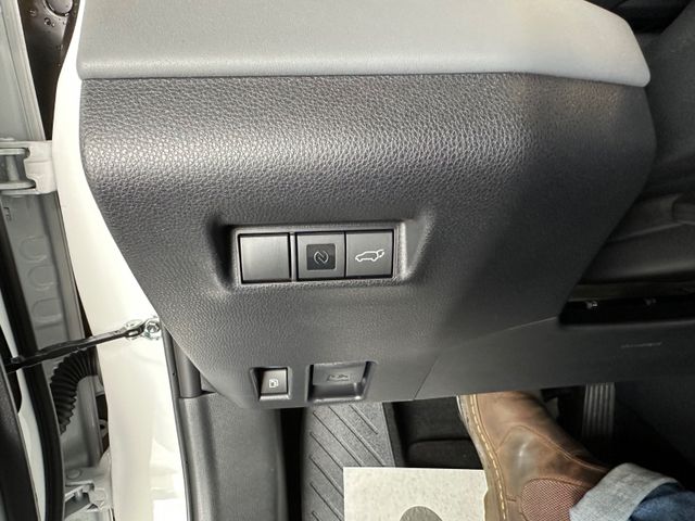 Toyota RAV 4 Style 2,5l Plug-In