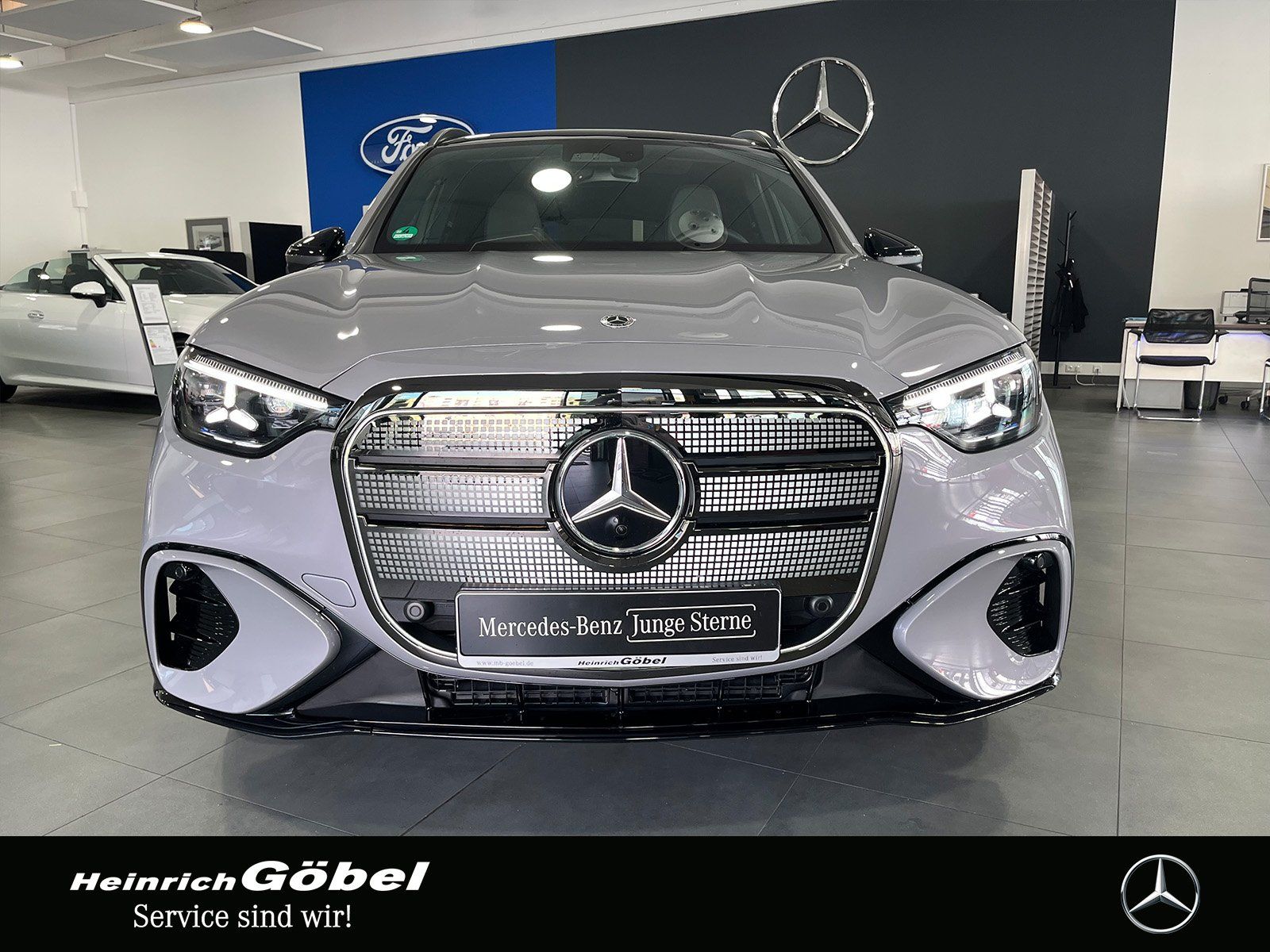 Fahrzeugabbildung Mercedes-Benz GLC 400 4M EQ AMG+PANO+HYPERSCREEN+BURMESTER