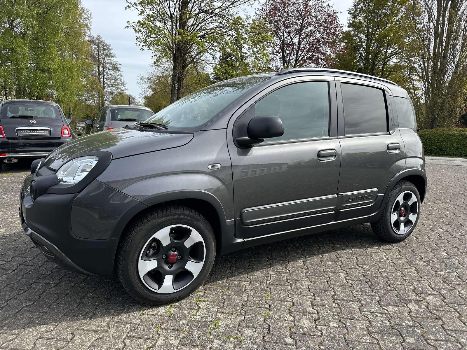Fiat Panda 1.2 69PS City Cross Benziner 4 Zylinder 