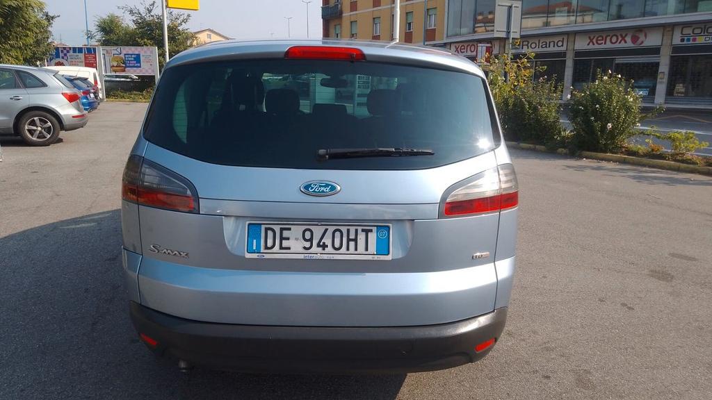 Ford S-Max