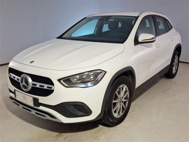 Mercedes-Benz Mercedes-benz GLA 180 GLA 180 d Automatic Execut